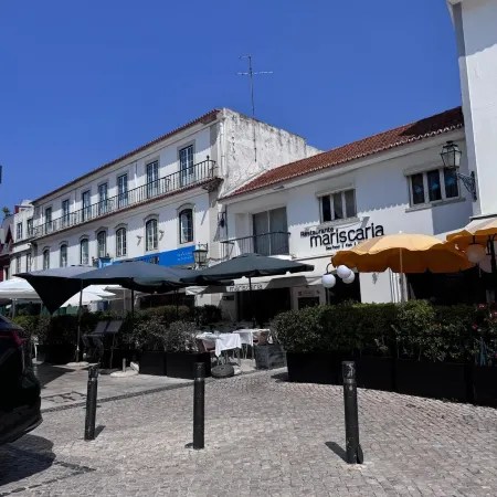 The Pearl - Cascais Guest House - City & Beach