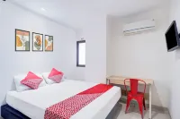 Townhouse Oak Gunung Sahari Near Ancol - 2 ดาว