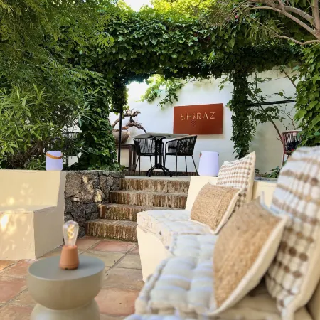 Hostal del Vino la Costera Отели в г. Альтеа