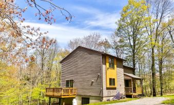 Hunter Mountain Ski House - Tesla Charger