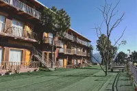Hamilton Palace Hôtels à : Pauri Garhwal