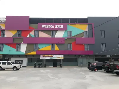 Wisma SMR Panam Hotel dekat Indomaret