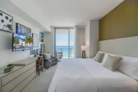 Luxury Miami Condos – Ocean & City Views Hotels near AquaShop