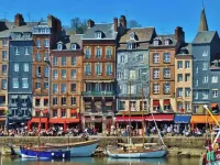 La Maison des Arts Hotels in Honfleur