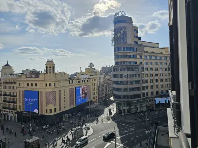 馬德里的成功 鄰近Restaurante Eboli的酒店