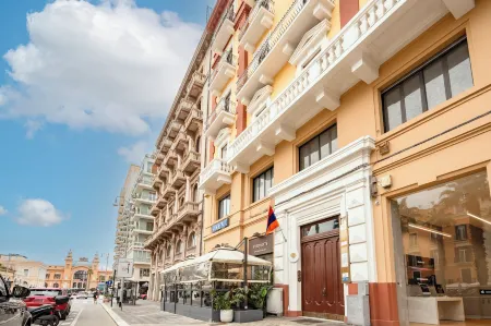High-end Apartment in Bari Center