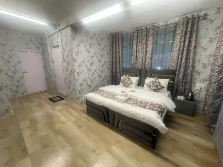 The Eco Village Resort Srinagar