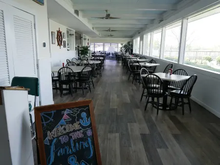 The Lodge at Great Oak Landing Отели рядом с достопримечательностью «Create»