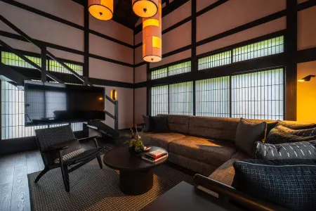 Osawayama Onsen Osawakan Отели рядом с достопримечательностью «THE VERANDA AT ISHIUCHI»