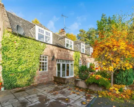 The Stables Cottage Aboyne Royal Deeside Hotels in Aboyne