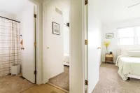 5 Min to Adventureland and Casino - Fenced in yard Hotels near Outlets of Des Moines