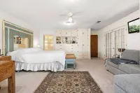 Luxury Private Ranch Duplex Peaceful, Beautiful, Safe, Clean - Paradise Found!!