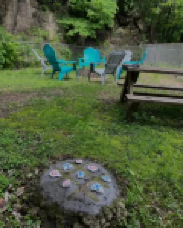 Relaxing Townhouse Downtown Dubuque, by Fenelon Elevator, Shops & Restaurants