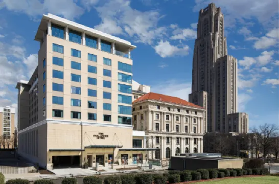 The Oaklander Hotel, Autograph Collection