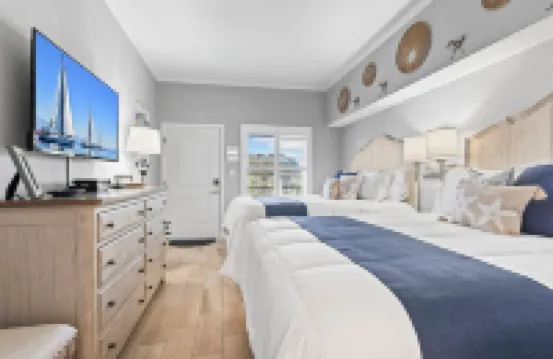 Oceanfront: The Seabatical Suite at Bridgewater Resort / Litchfield By The Sea