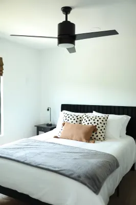 Modern Farm Loft with WiFi and AC in lovely Stamping Ground