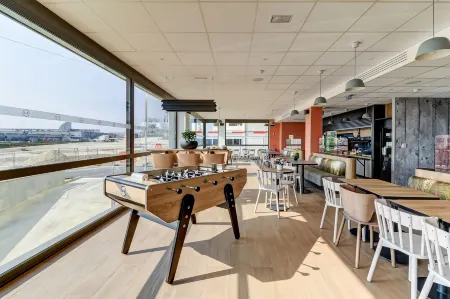 B&B Hotel Dijon Valmy Toison d'or Отели в г. Пишанж