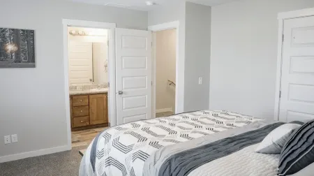 Idaho Falls Cozy Townhome Getaway Suites #1 Отели рядом с достопримечательностью «Мелалейка Филд»