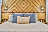 Oceanfront, Split AC unit, remodeled November 2024, king bed washer dryer unit - شرفة
