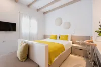 Michael Zeppos Studios Naousa
