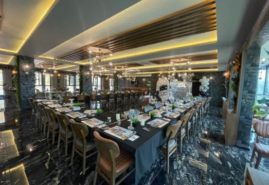 쉘턴스 호텔 키르칼레