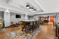 希爾頓歡朋飯店-奧馬哈西道奇路-老磨坊