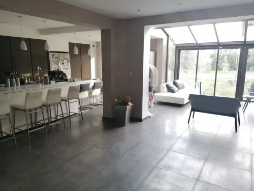 La Villa d Aix Hotels in Éguilles