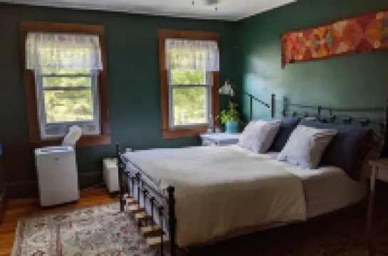 Callicoon Creek House with Pool + Hot Tub