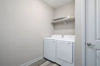 Luxe Escape Near DT Indy