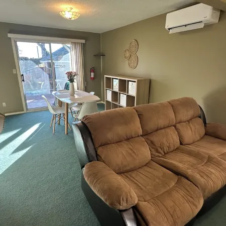 Quiet Ground Level Suite