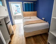 Moon Apartments Standard Room #6