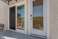 Guest Suite, Private Ent., 5 min LAX, Westchester