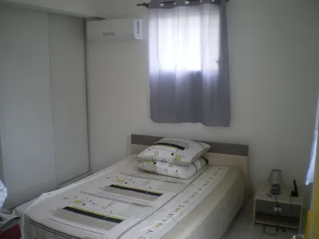 Type T2 new apartment with wifi