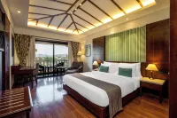 The Lagoona Resort Отели в г. Голд Вэлли