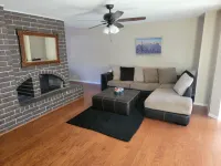 SUNSHINE FAMILY GETAWAY WITH POOL ON WEST MOUNTAIN VIEW.