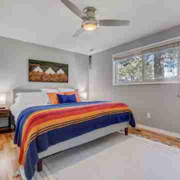 Bend Ski Retreat ~ Hot Tub, Movie Room & Winter Fun Near Mt. Bachelor Rooms