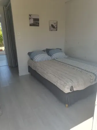 Studio near all amenities and beaches Отели в г. Семюссак