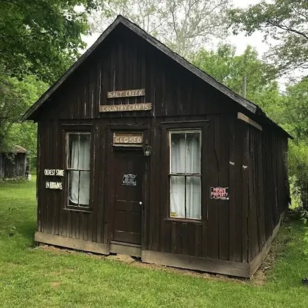 Great place to stay, close to downtown, very private, and lots of amenities!