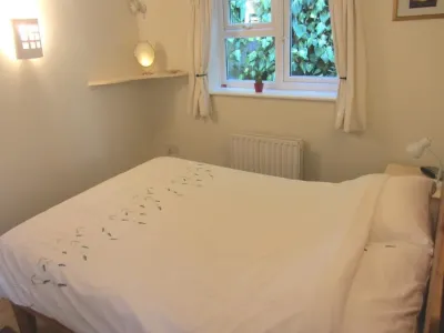 The Stable at Rambler Cottage Hotels near The Ageas Bowl