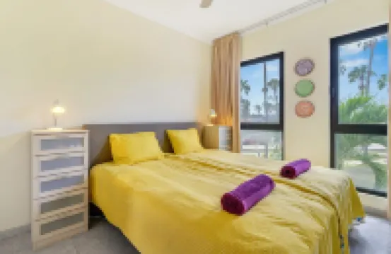 Caribbean Court - Harbor View Apartment Hotels in 