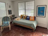 Best Location, Caribbean views, Off street parking, walk everywhere.