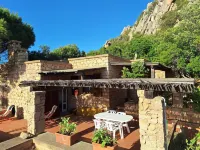 Villa "La Lecceta" surrounded by a private forest and sea view with sunset