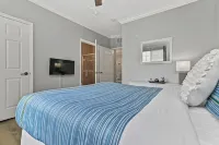 Fully renovated The Penn’s Den is mins to Parks