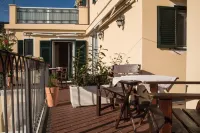 Breathtaking view apartment with terrace 8 beds