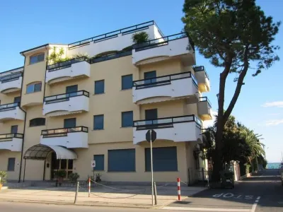 A few steps from the beach...... Hotels near Camping Marino