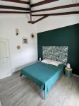 Villa Rouyo. Character villa with swimming pool accessible for disabled people.