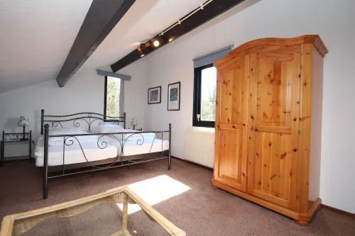 Detached house of 95m2, exclusive on the edge of the park, garden 700m2.