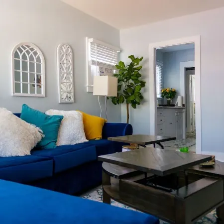 Cozy and Peaceful Get-a-way Home
