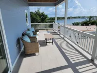 Indigo House with private pool, dock slip, & house generator on Green Turtle Cay Hotels in Green Turtle Cay