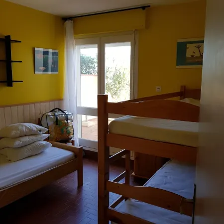 Large 3 Bedroom Apartment on the Seafront in Quiet Barcarès Just Off the Beach